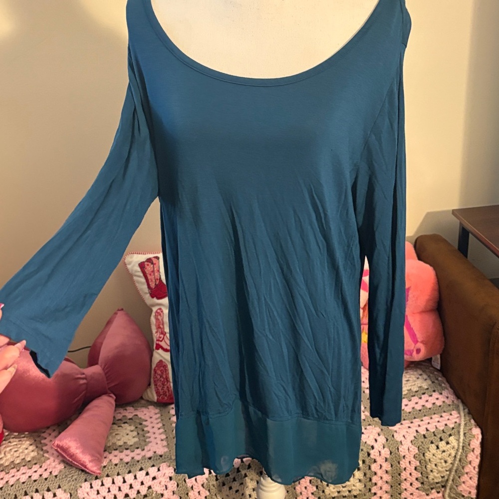 Women's Teal Scoop Neck Long-Sleeve Tunic Top